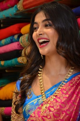 pooja hegde traditional saree photos southcolors 21