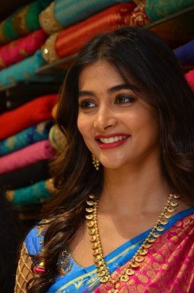 pooja hegde traditional saree photos southcolors 22