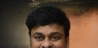 Megastar Chiranjeevi New Look in Clean Shave Goes Viral