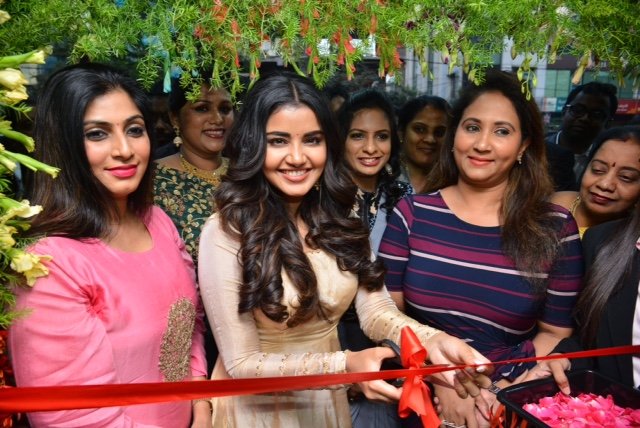 anupama-parameswaran-launches-abc-clinic-at-banjara-hills Anupama Parameswaran launches ABC Clinic at Banjara Hills