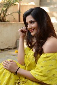 actress mehreen pirzada yellow dress latest photos 2018 12
