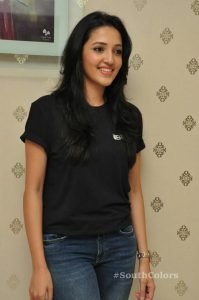 actress neha shetty latest photos at mehbooba press meet 3