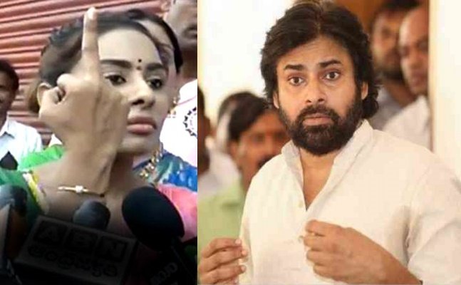 Actress Sri Reddy shows Middle Finger to Pawan Kalyan