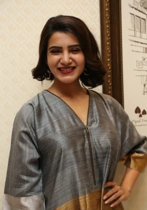Samantha Akkineni Photos at Abhimanyudu Movie Press Meet 2