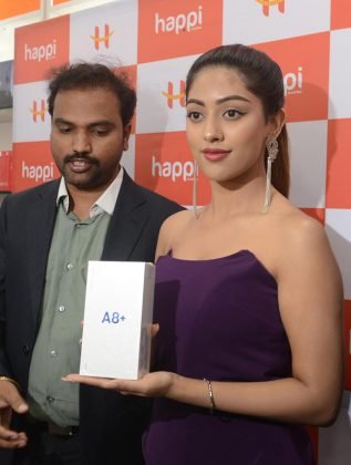 anu emmanuel photos at happi mobiles store launche 6