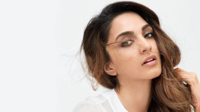 kiara-advani-reveals-how-karan-johar-guided-for-masturbation-scene-southcolors Kiara Advani Reveals How Karan Johar Guided for Masturbation Scene