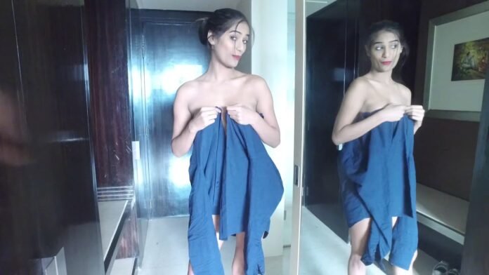 Poonam Pandey Shows How to Make BoyFriend Dress Shirt Poonam Pandey Shows How to Make BoyFriend Dress Shirt