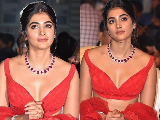 Pooja Hegde Images at Maharshi Vijayotsavam