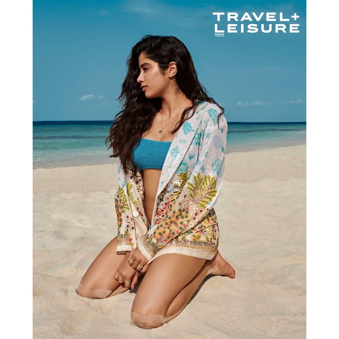 Actress Janhvi Kapoor Bikini Photoshoot at Maldives Miriandhoo Resort 11